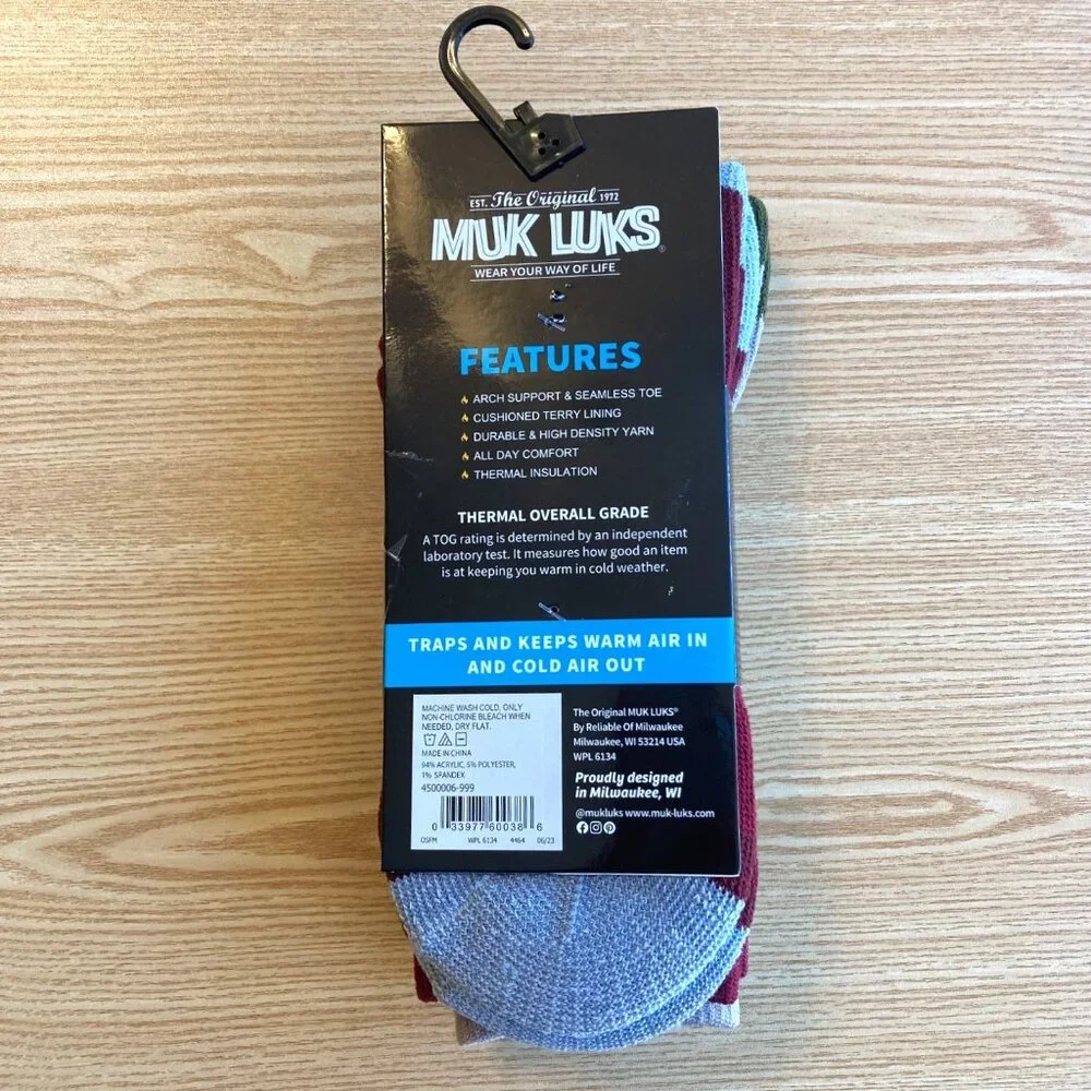MUK LUKS 2 Pairs Heat Retainers Thermal Hiking Socks 2.4 TOG Men's Size 9-12 NWT